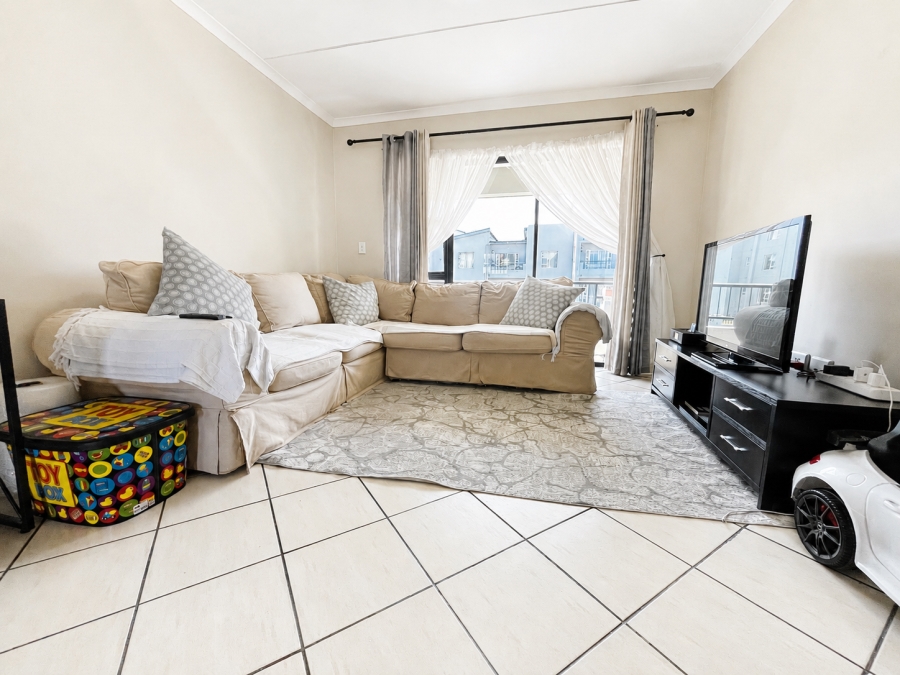 To Let 2 Bedroom Property for Rent in Burgundy Estate Western Cape